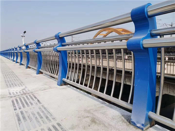 开州304不锈钢复合管护栏的生产工艺揭秘
